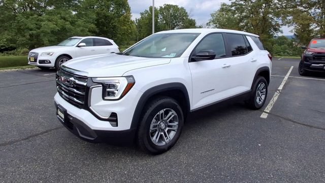 Used 2026 GMC Terrain Elevation AWD/4WD image 4