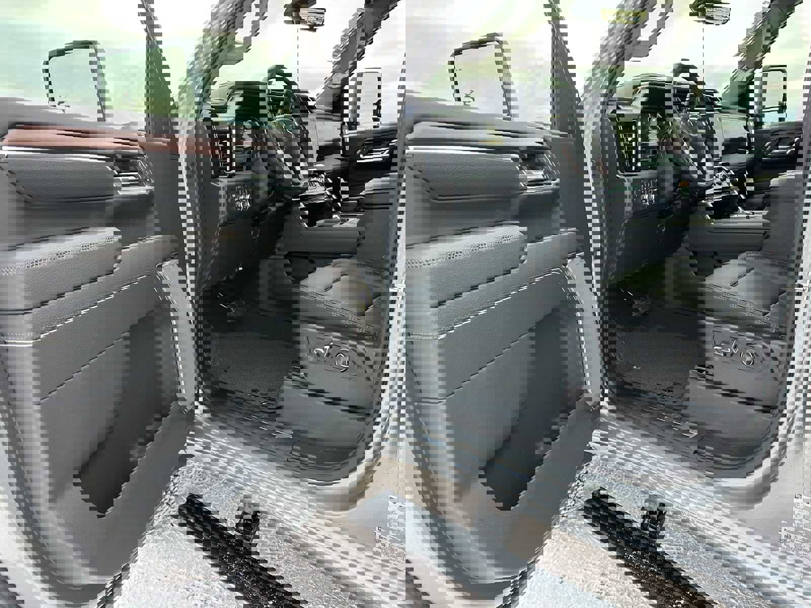 New 2026 GMC Sierra 2500 Denali w/ Denali Reserve Package image 20