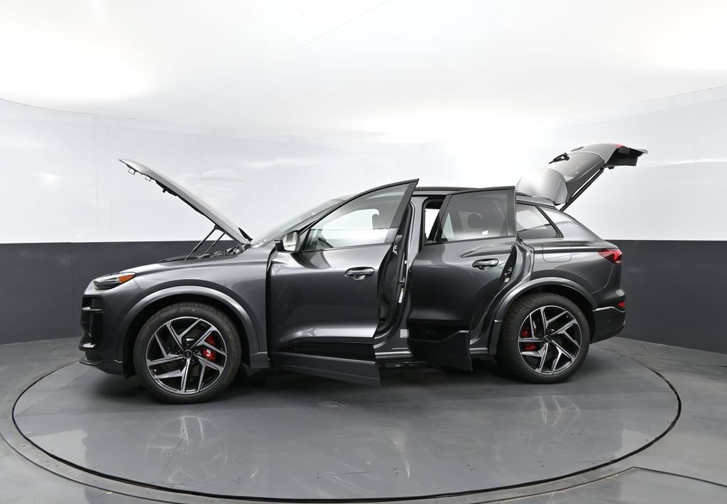New 2027 Audi SQ6 e-tron Premium Plus AWD/4WD image 28