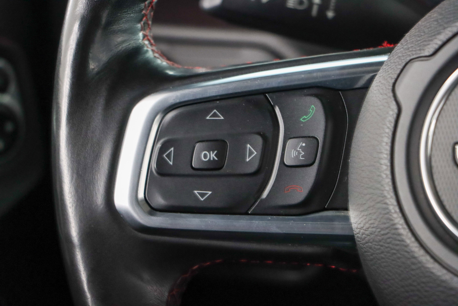 Used 2020 Jeep Gladiator Rubicon AWD/4WD image 14