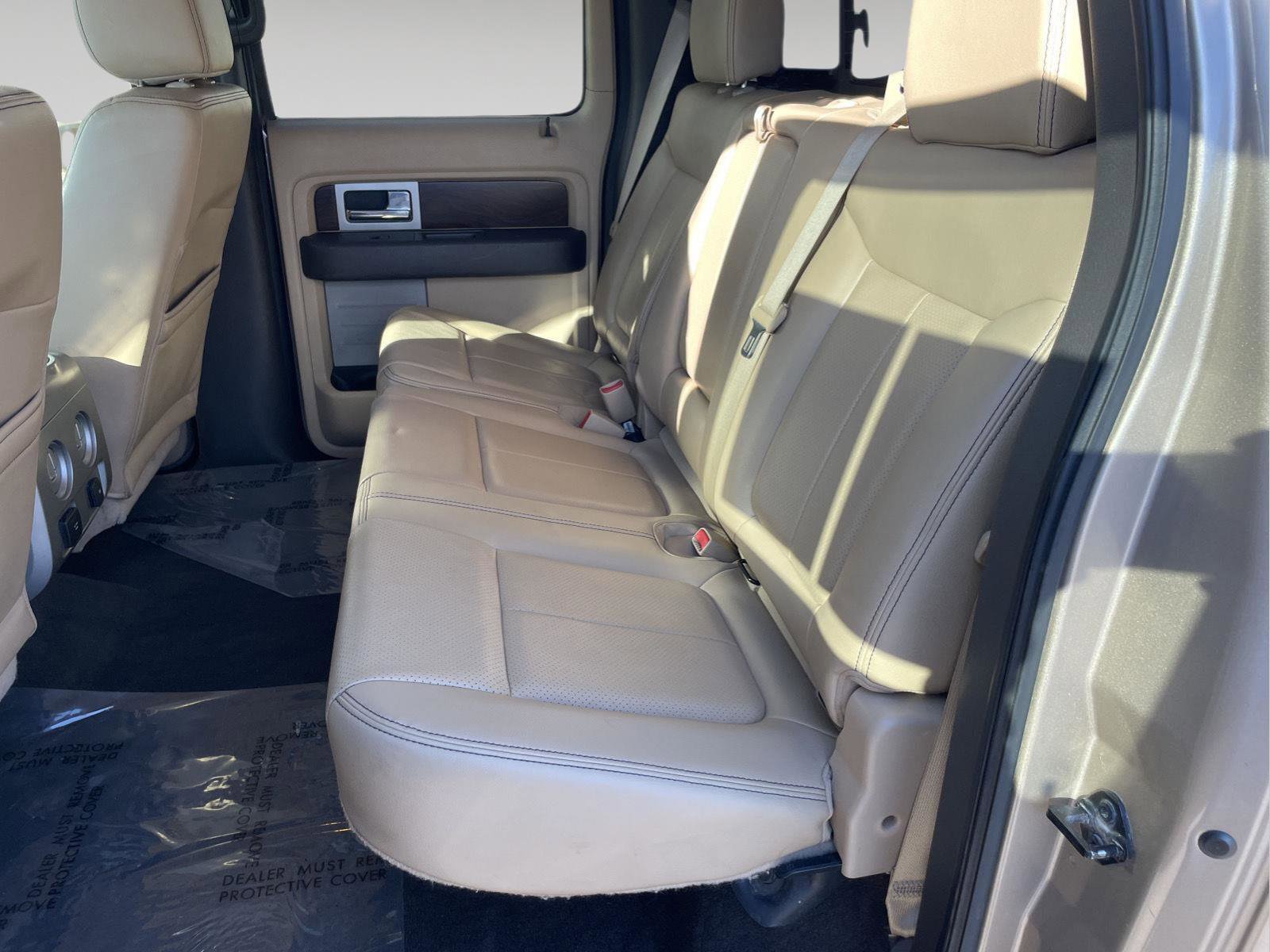 Used 2012 Ford F150 Lariat w/ Lariat Chrome Pkg image 25