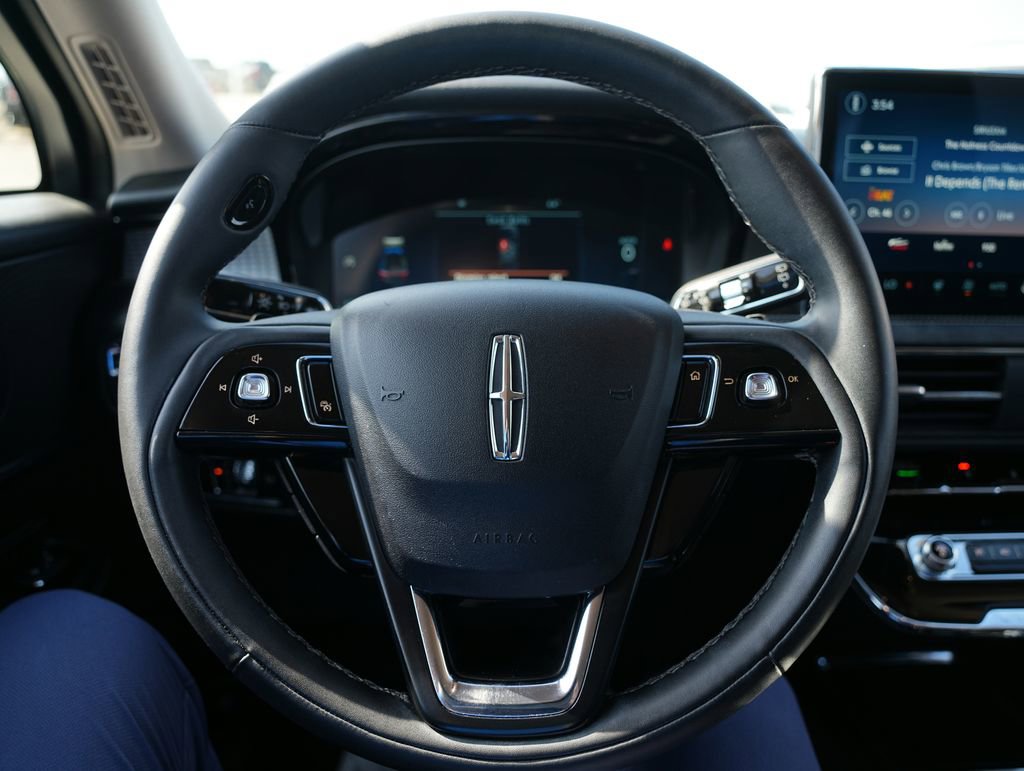 Used 2023 Lincoln Corsair AWD w/ Equipment Group 101A image 12
