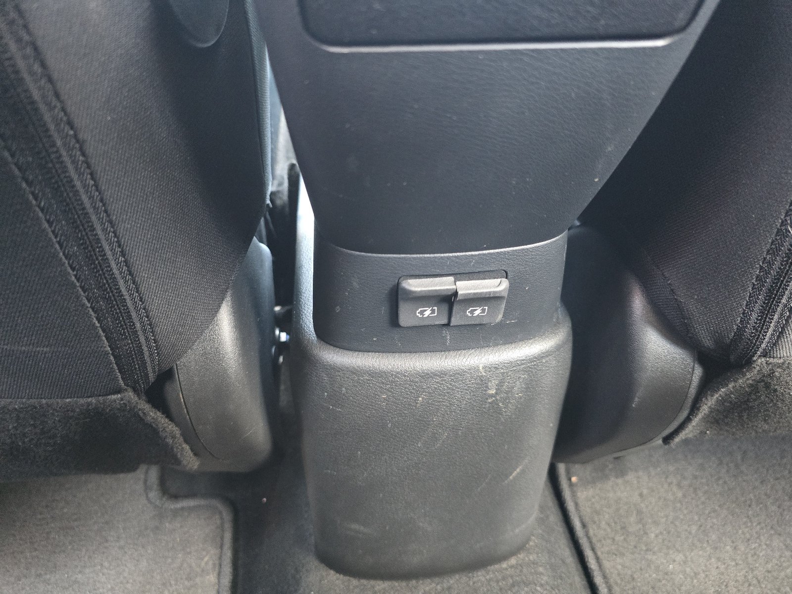 Certified 2024 Nissan Kicks S FWD image 25
