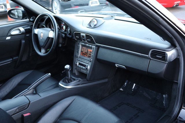 Used 2006 Porsche 911 Carrera S image 38