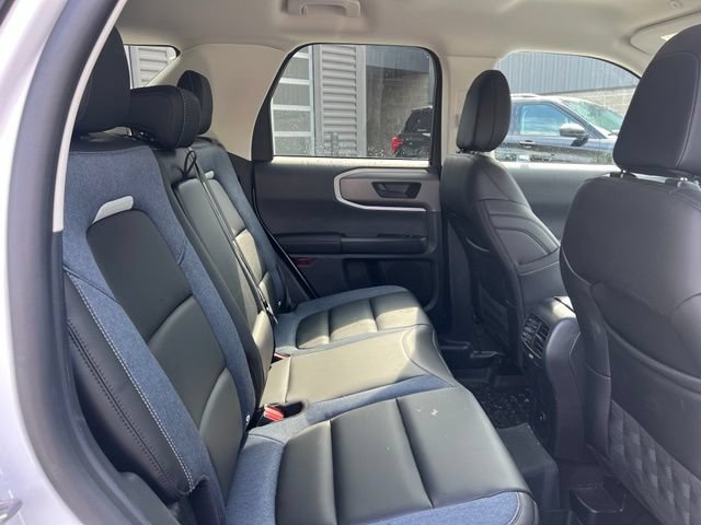 Used 2025 Ford Bronco Sport Outer Banks AWD/4WD image 13