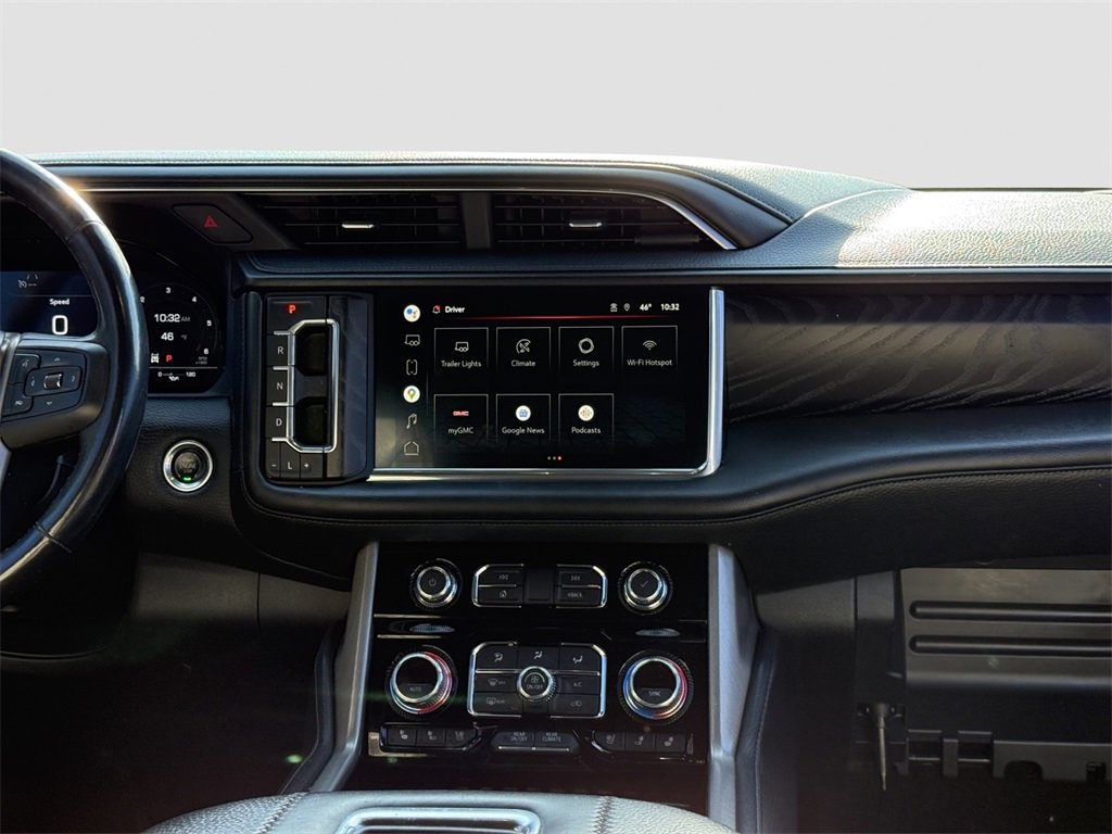 Used 2022 GMC Yukon Denali image 15