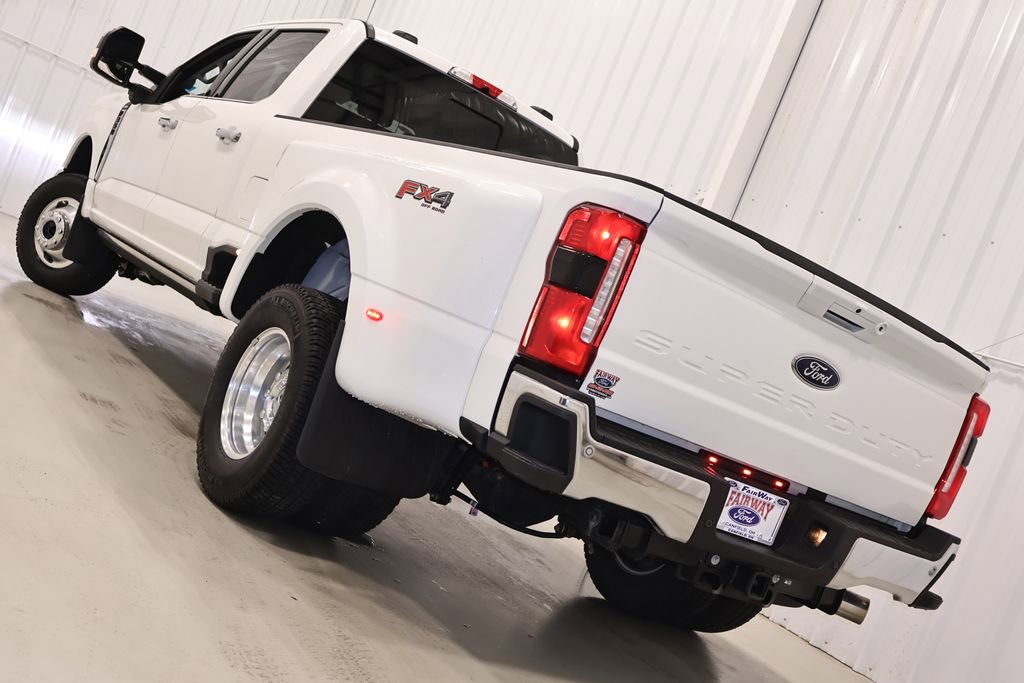 Certified 2025 Ford F350 Lariat w/ Lariat Ultimate Package image 43