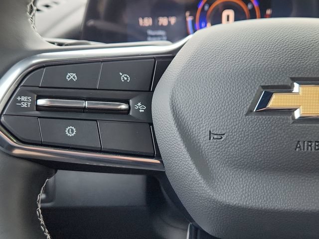 New 2027 Chevrolet Traverse LT w/ Sun and Wheel Package FWD image 24