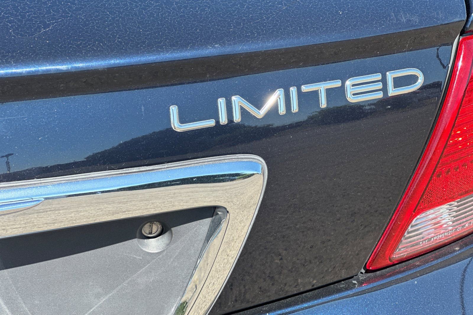 Used 2002 Chrysler Sebring Limited image 29