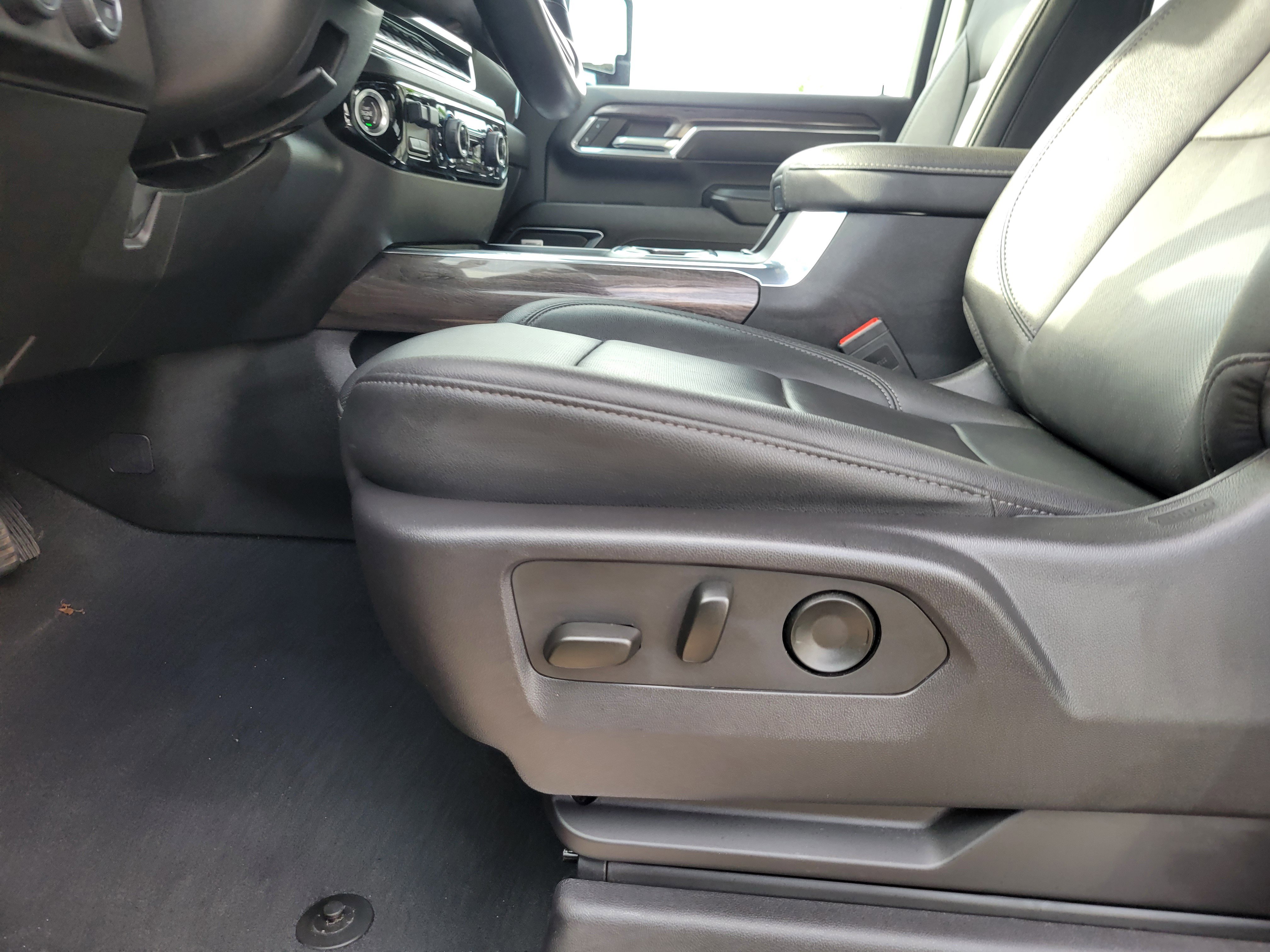 Used 2024 Chevrolet Silverado 2500 LTZ w/ LTZ Plus Package image 13