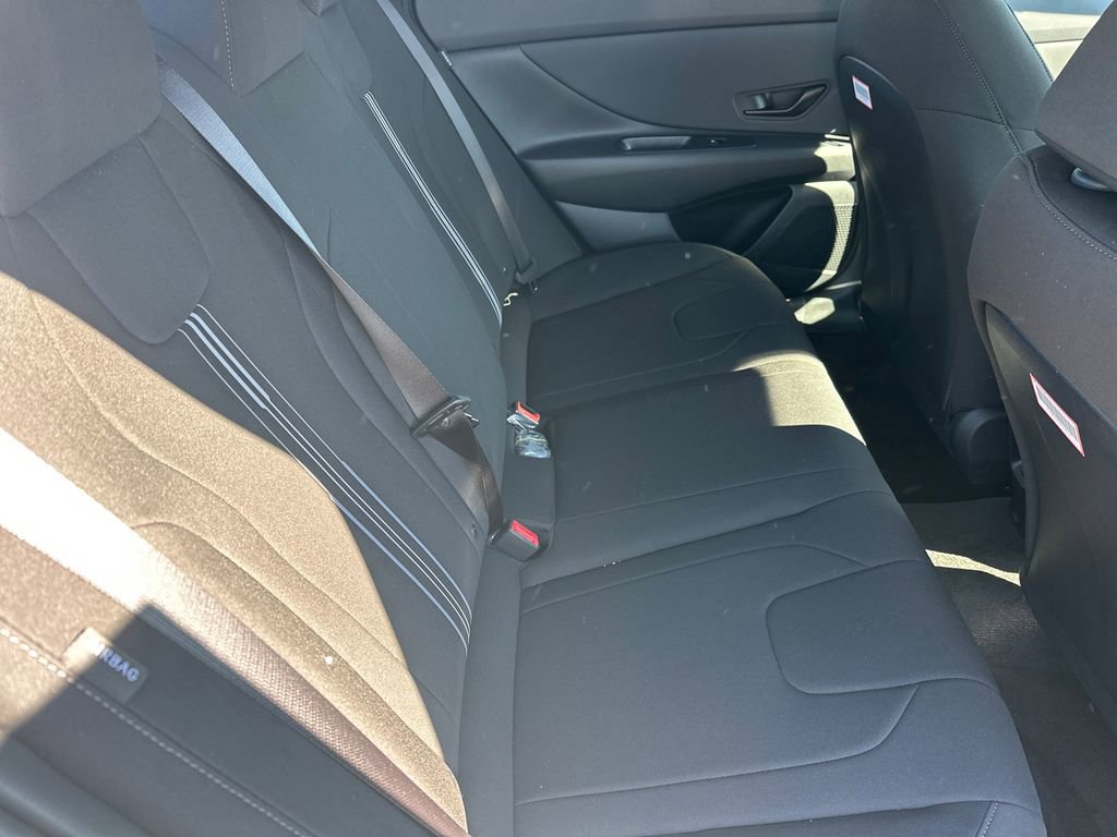 New 2025 Hyundai Elantra Sport image 15