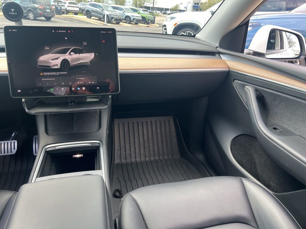 Used 2023 Tesla Model Y Performance AWD/4WD image 26