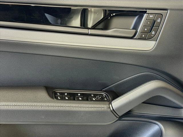 Certified 2026 Porsche Cayenne Coupe AWD/4WD image 11