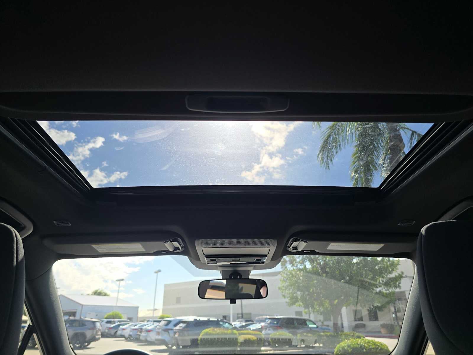 New 2026 Toyota RAV4 SE w/ Weather Package AWD/4WD image 19