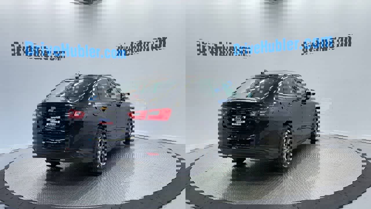 Used 2024 Chevrolet Malibu LT image 3