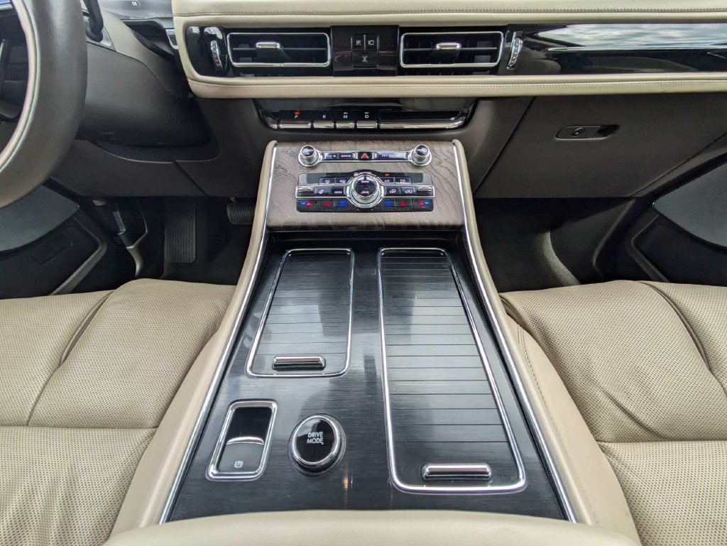 Used 2022 Lincoln Aviator Reserve w/ Equipment Group 201A RWD image 24