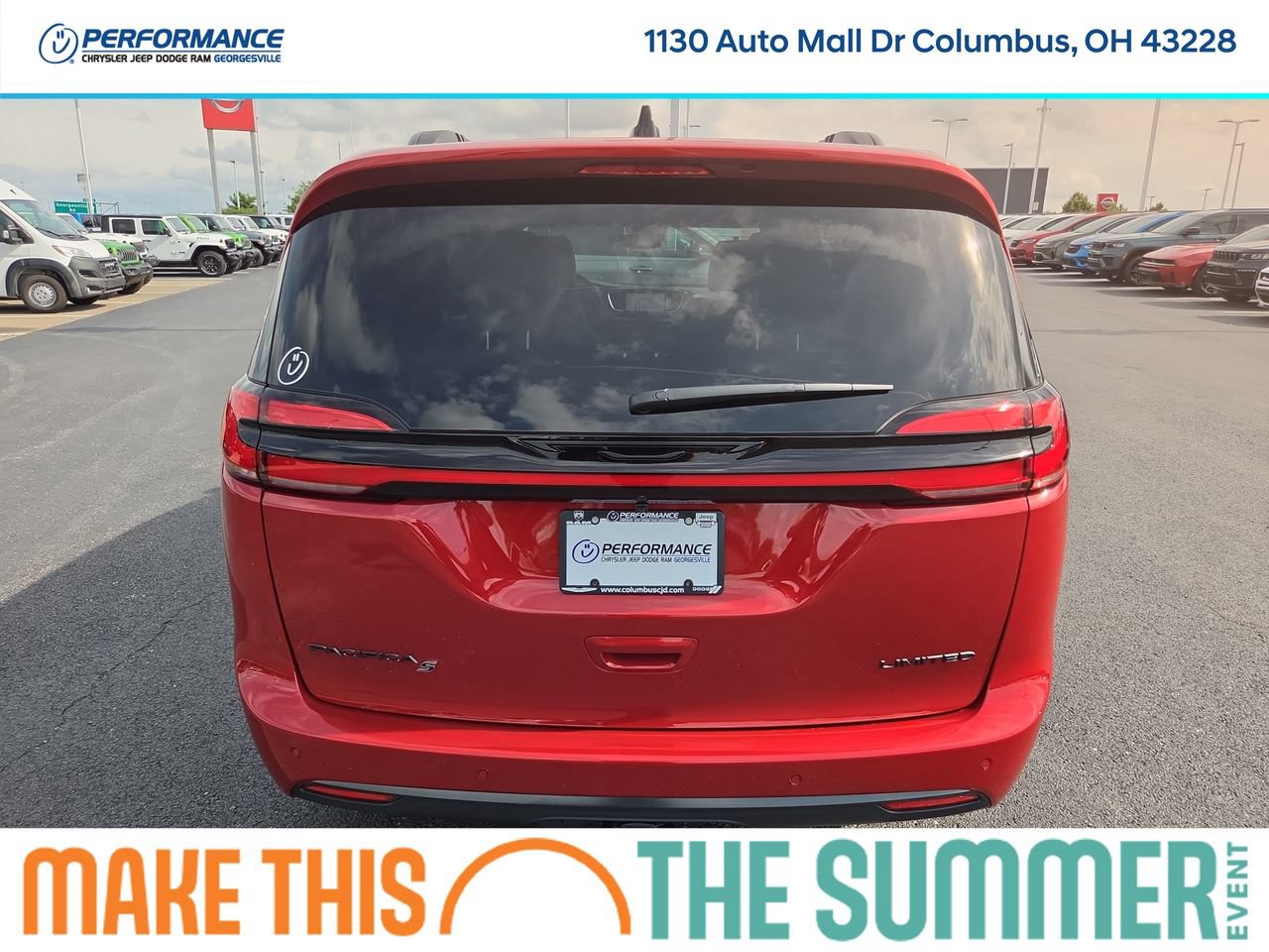 New 2027 Chrysler Pacifica Limited w/ S Appearance Package FWD image 6