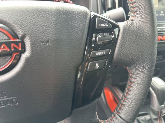 Used 2025 Nissan Frontier Pro-X image 11