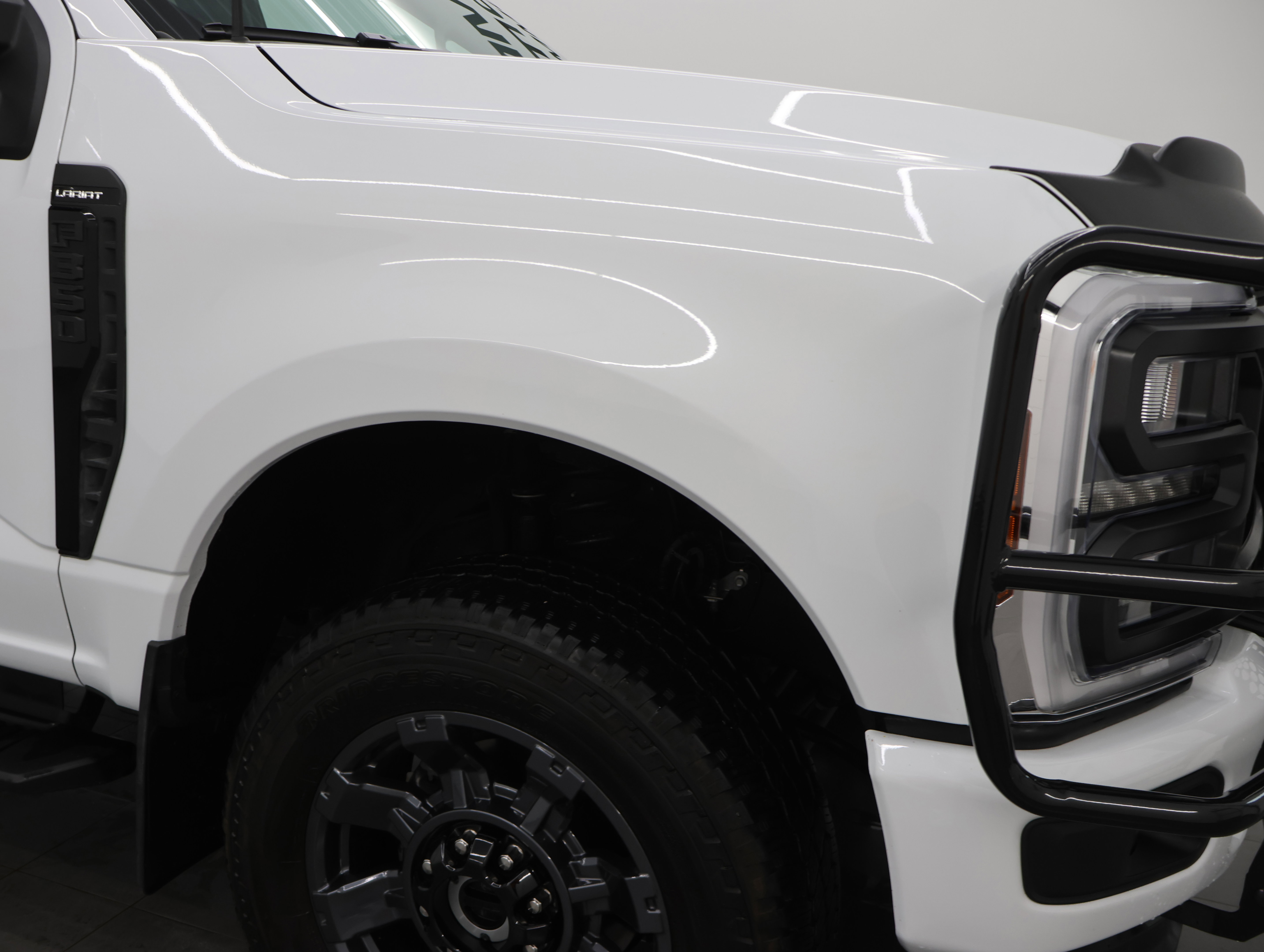 Used 2024 Ford F350 Lariat w/ Sport Appearance Package AWD/4WD image 26