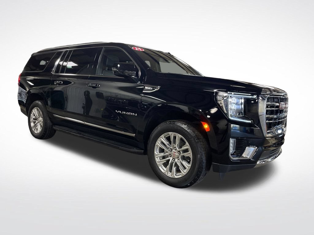Used 2024 GMC Yukon XL SLT w/ SLT Luxury Package AWD/4WD image 8