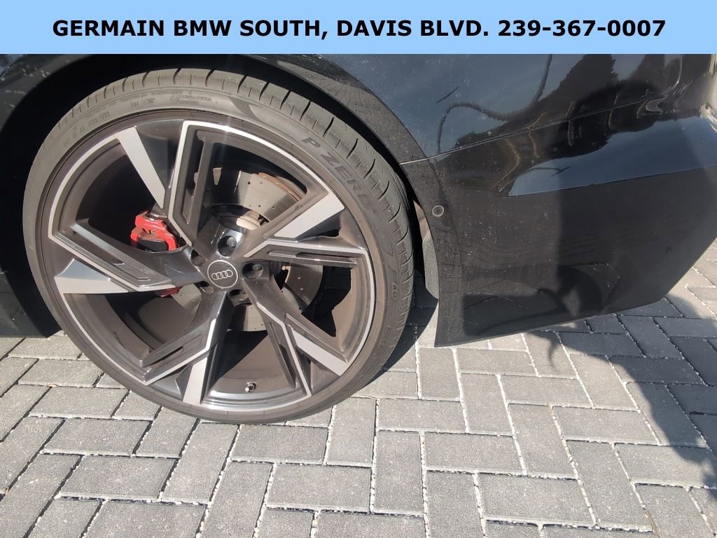 Used 2023 Audi RS 6 w/ Carbon Optic Package image 7