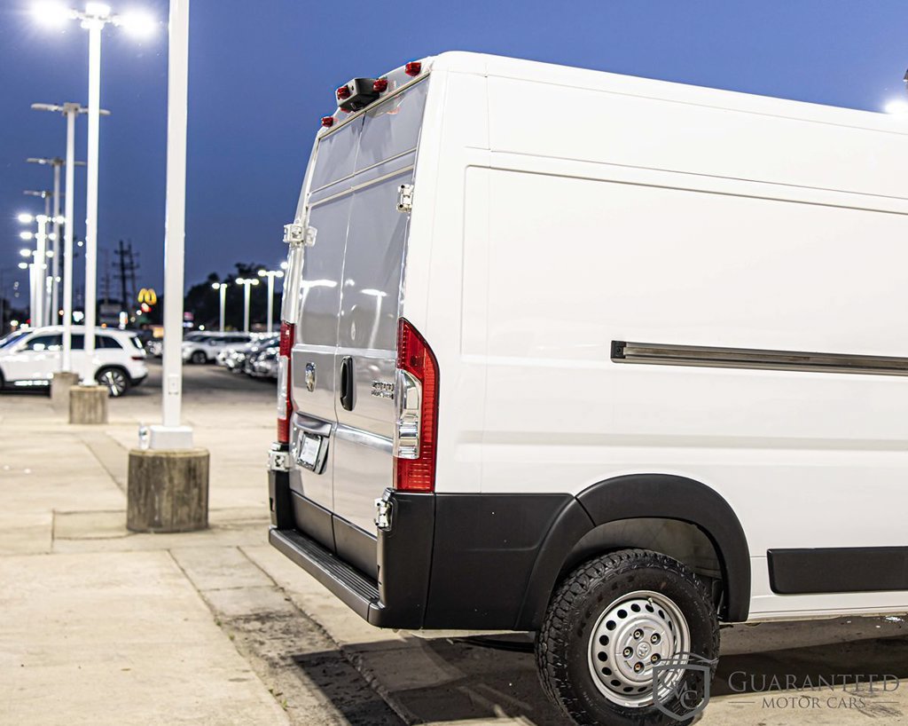 Used 2025 RAM ProMaster 2500 w/ Convenience Group FWD image 11
