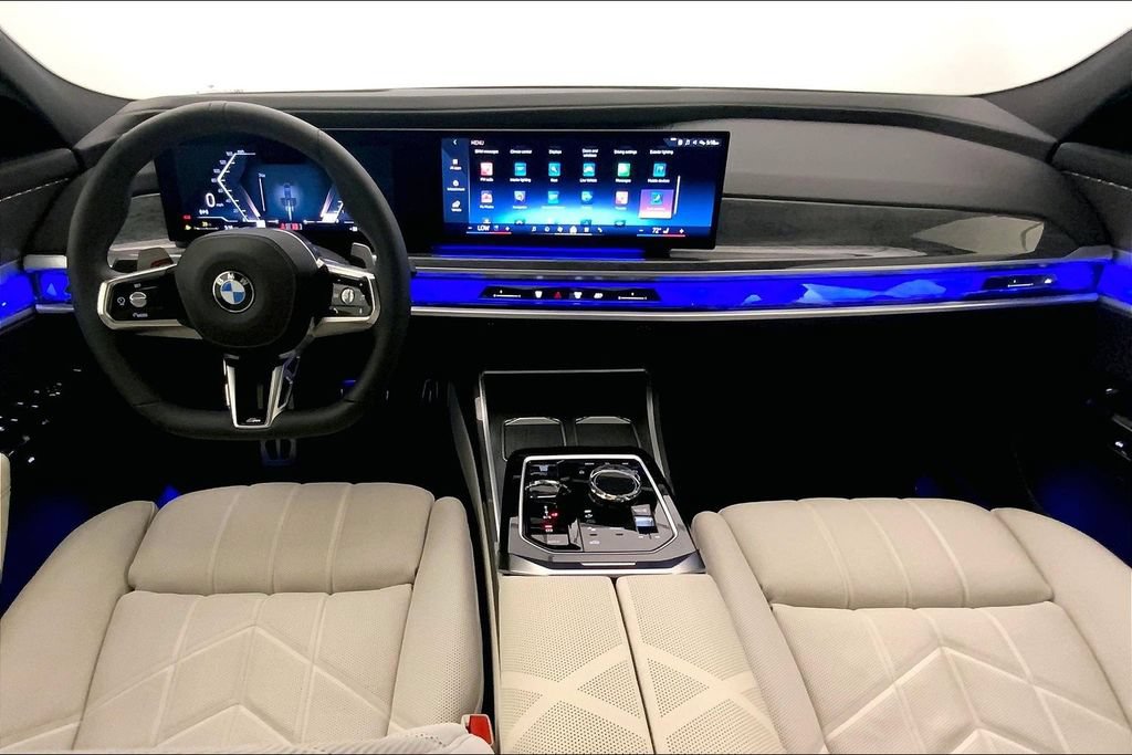 Certified 2023 BMW 760i xDrive w/ Executive Package AWD/4WD image 16