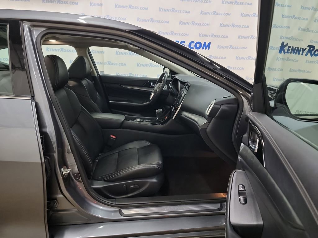 Used 2020 Nissan Maxima 3.5 SL w/ Floor Mat Group image 13