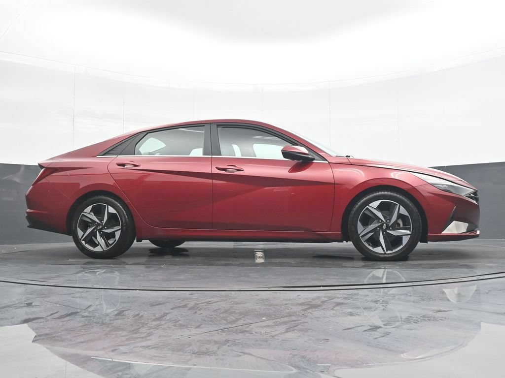 Used 2023 Hyundai Elantra Limited FWD image 32