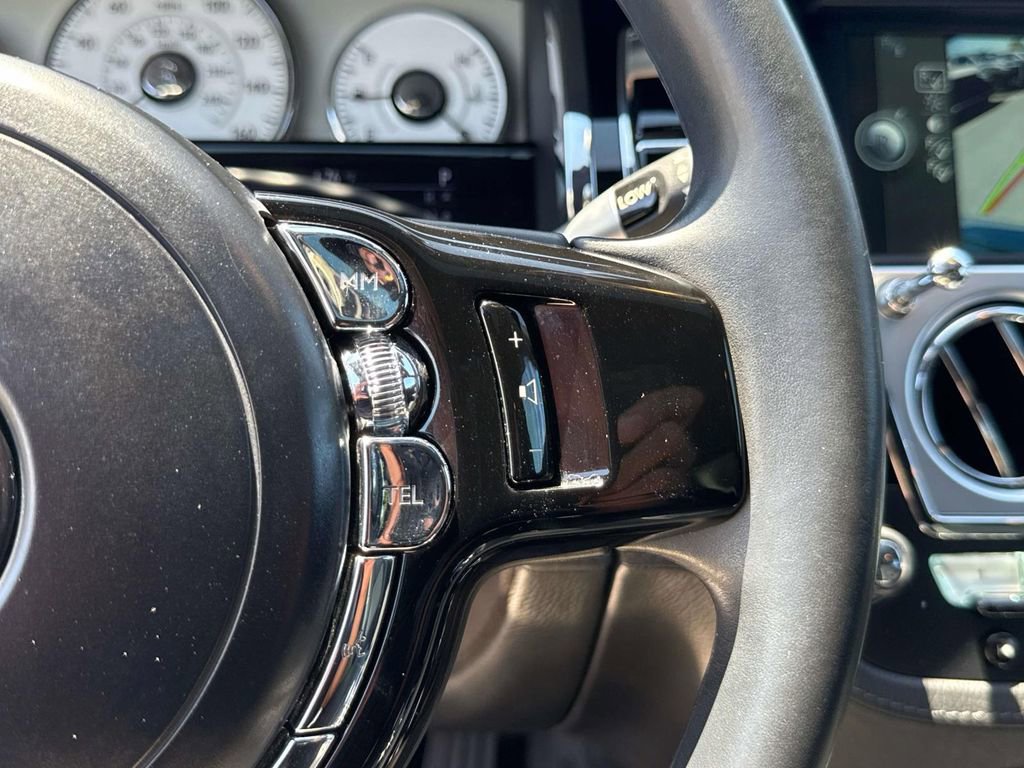 Used 2013 Rolls-Royce Ghost RWD image 19