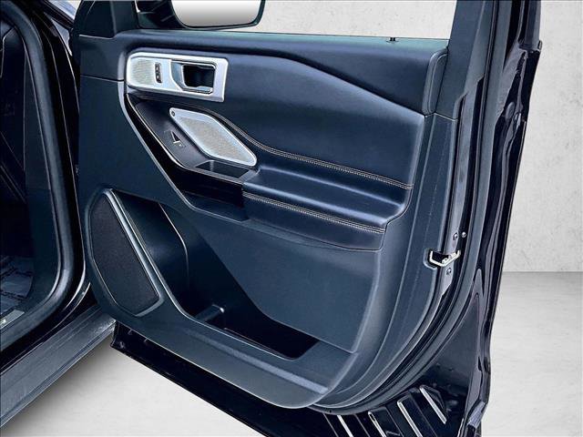 Used 2021 Ford Explorer Platinum w/ Equipment Group 601A image 19