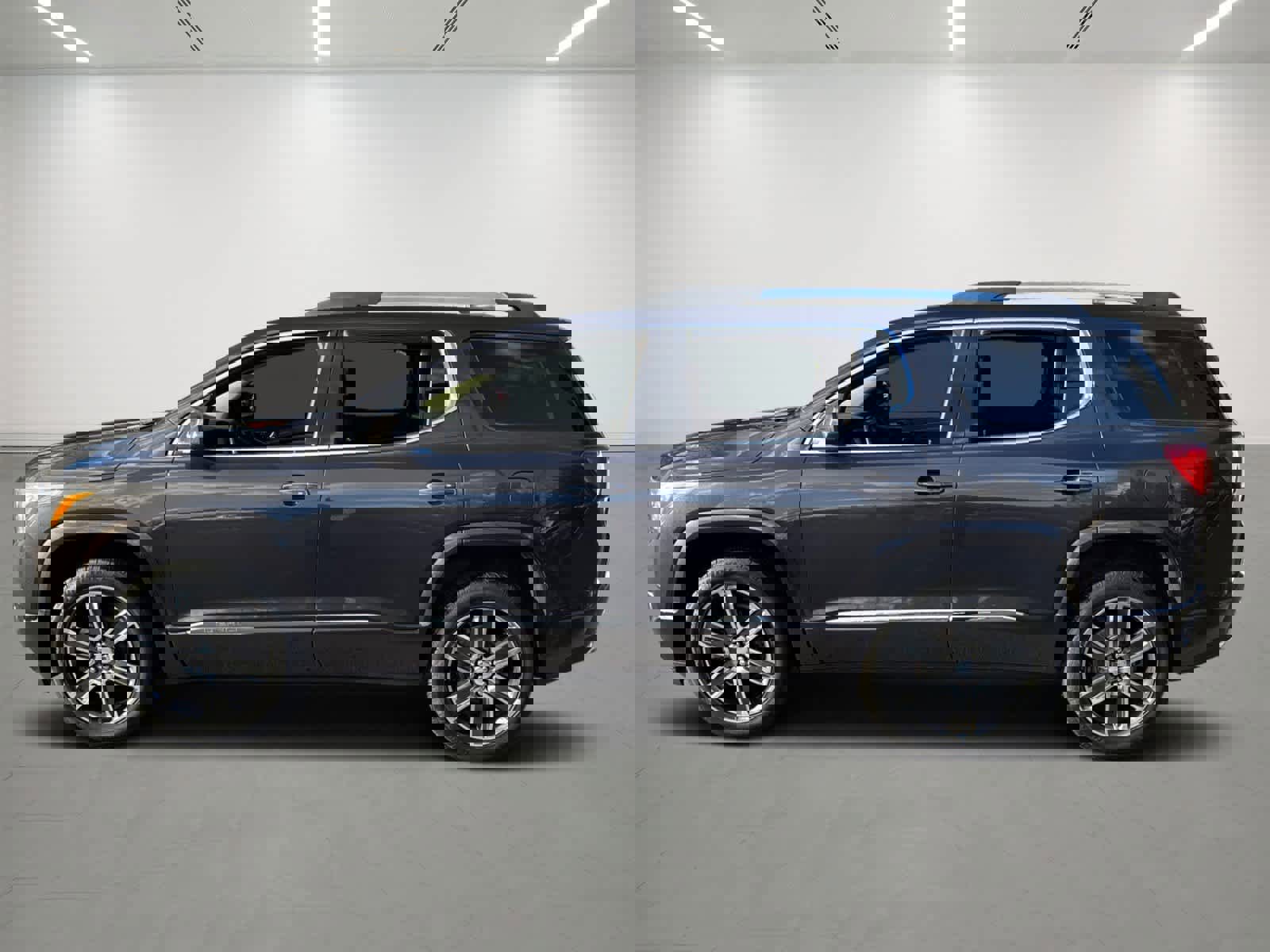 Used 2019 GMC Acadia Denali w/ Technology Package image 3