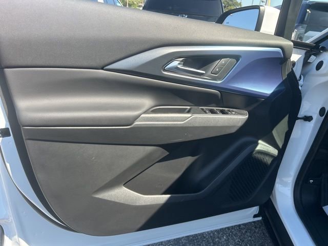 New 2026 Chevrolet Equinox EV LT image 11