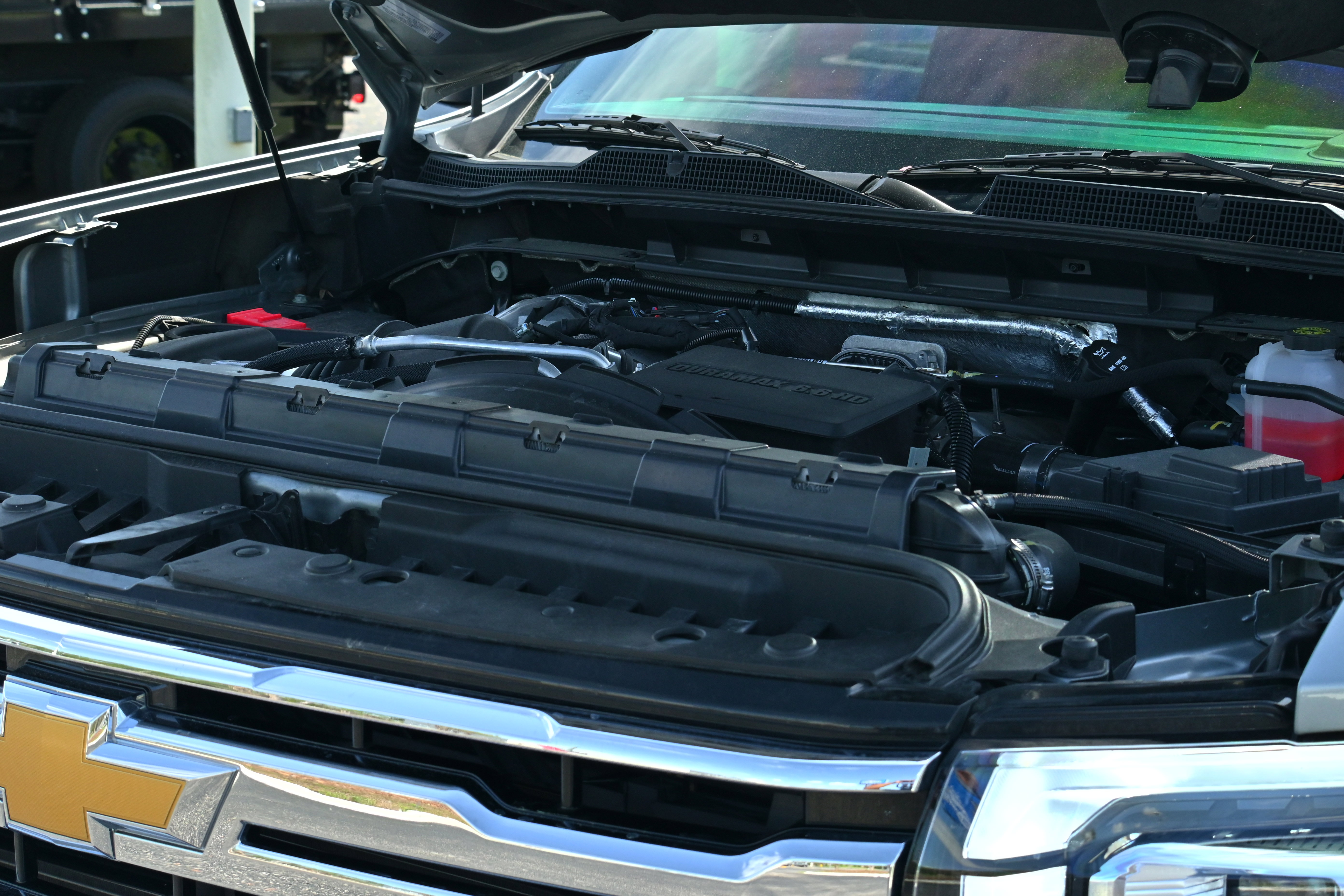 Used 2024 Chevrolet Silverado 2500 LTZ image 8