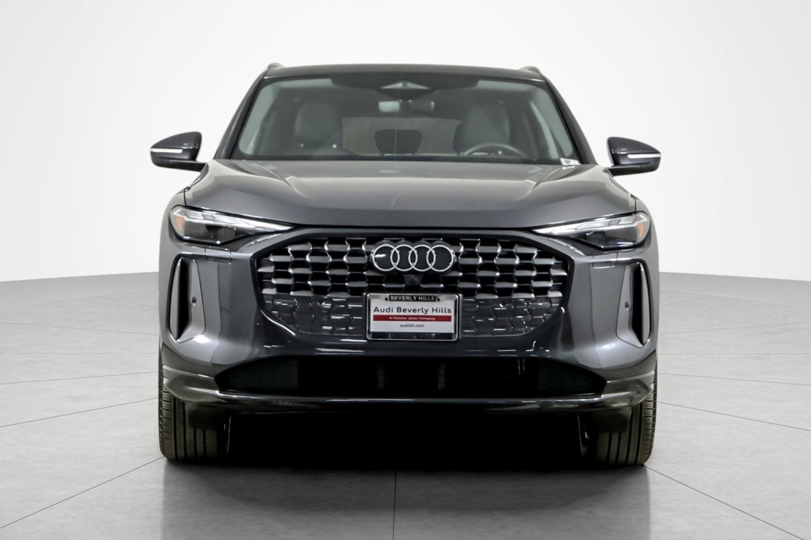 Used 2025 Audi Q5 Premium w/ 19" Wheel Package image 8