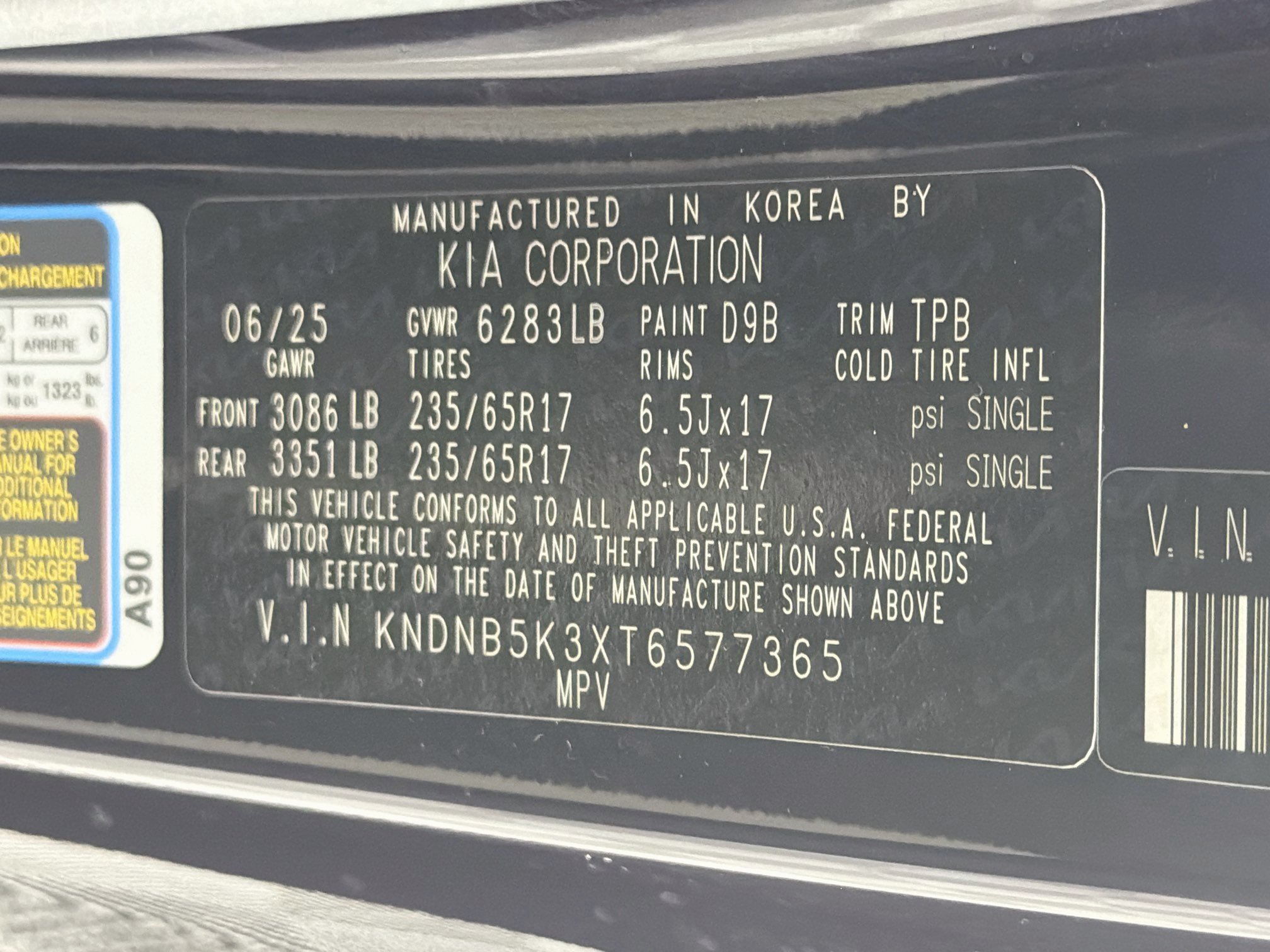 Used 2026 Kia Carnival FWD image 12