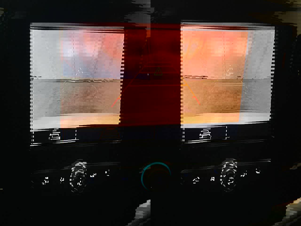 Used 2021 Chevrolet Traverse LS image 17