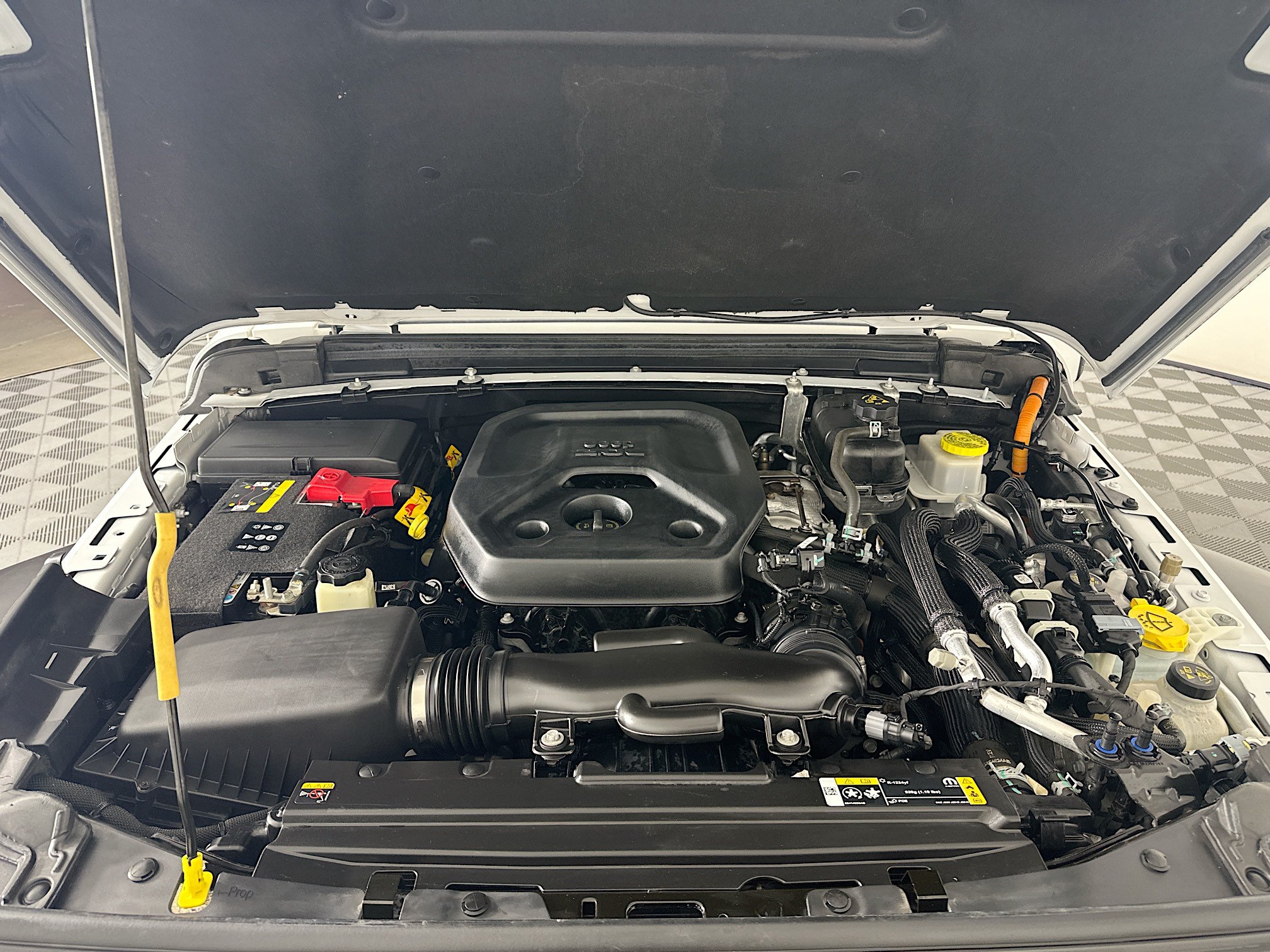Used 2023 Jeep Wrangler Unlimited AWD/4WD image 33