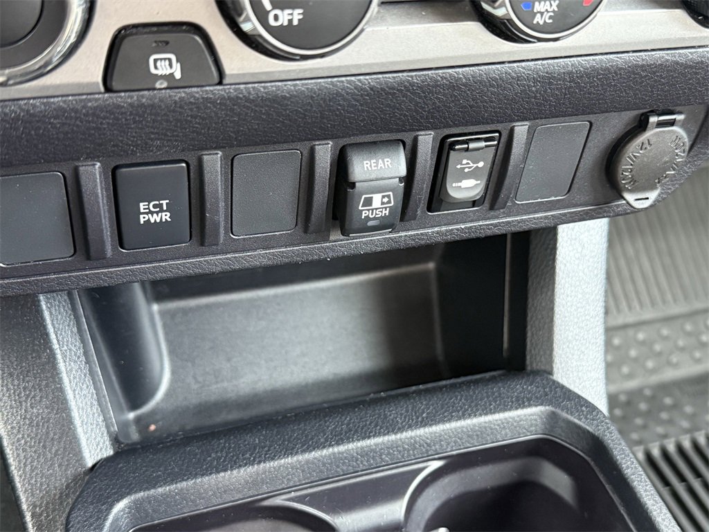 Used 2019 Toyota Tacoma SR5 image 22