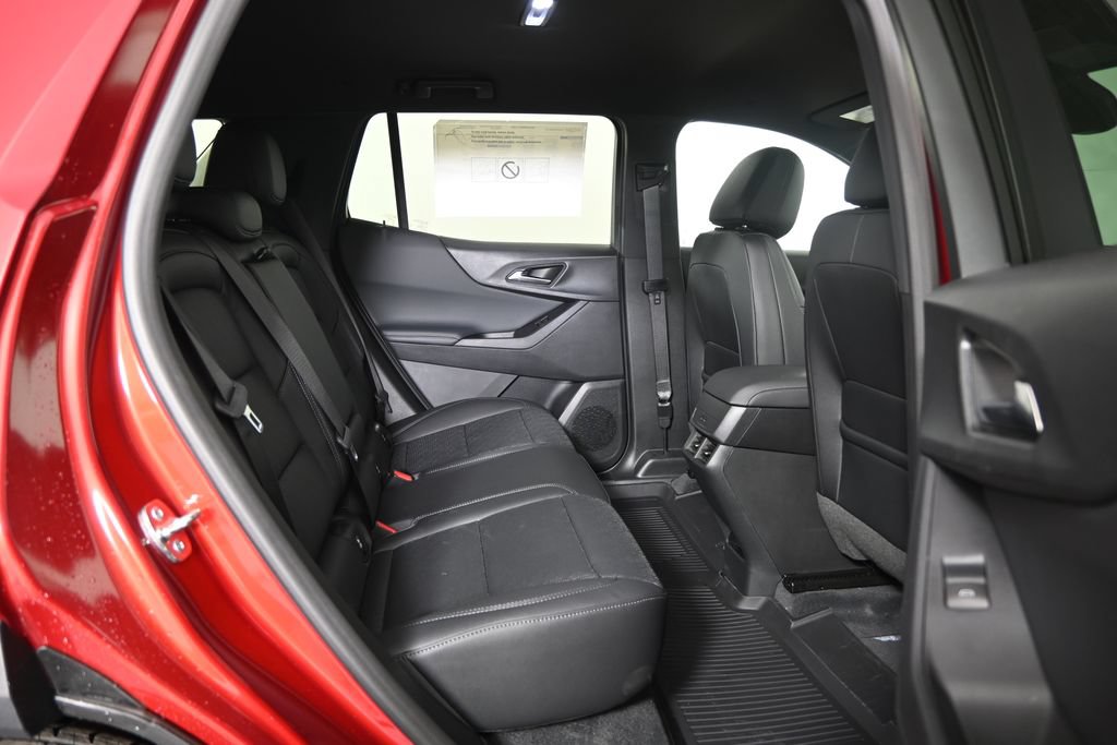 Used 2026 Chevrolet Equinox LT w/ Convenience Package II AWD/4WD image 15