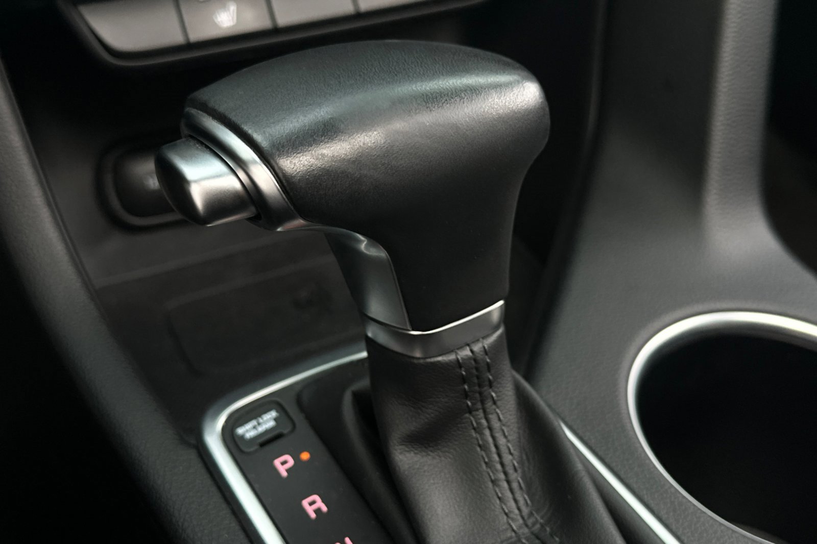 Certified 2022 Kia Sportage Nightfall Edition w/ Nightfall Fwd Premium Package image 24