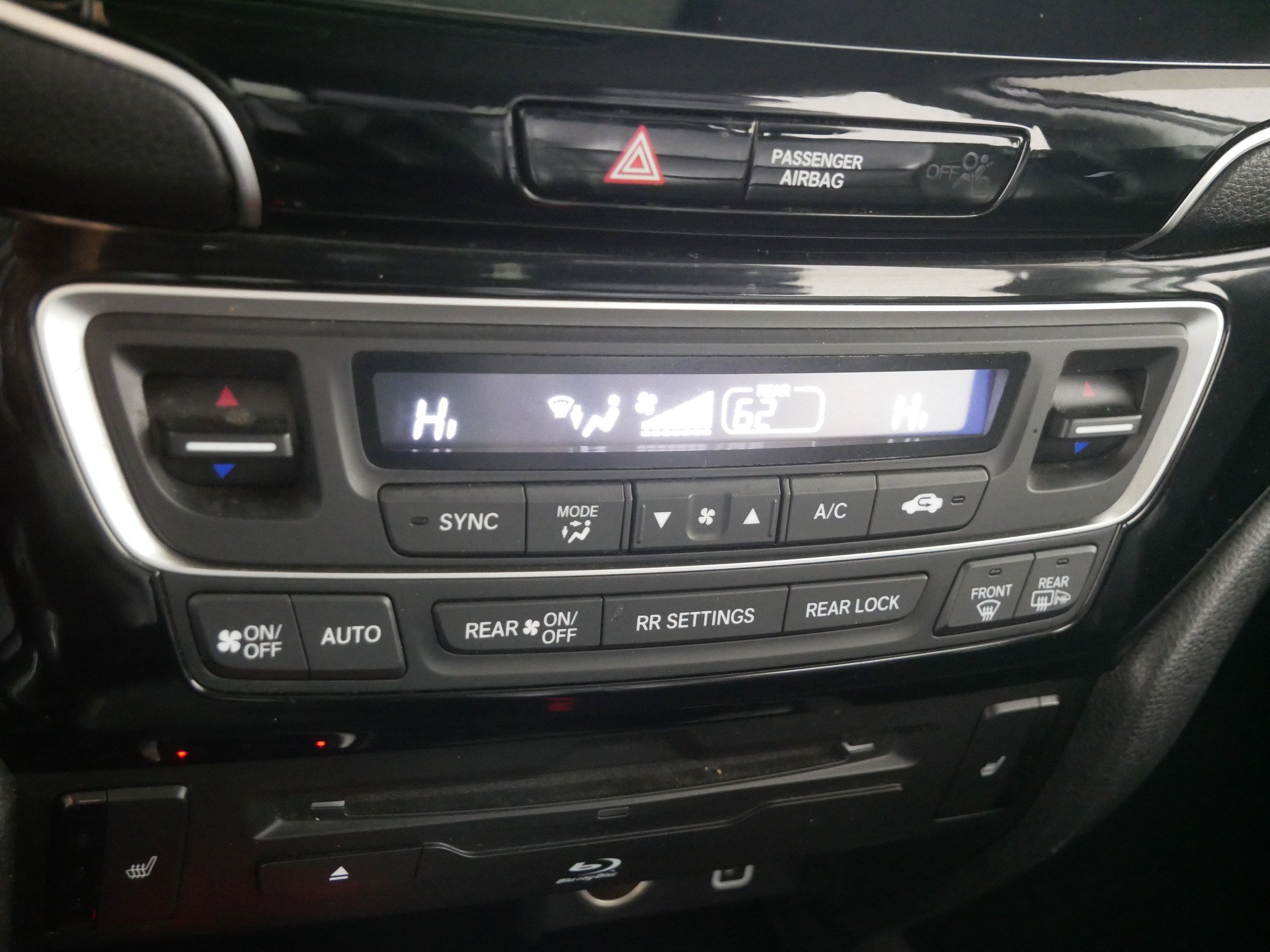 Used 2019 Honda Pilot Touring image 23