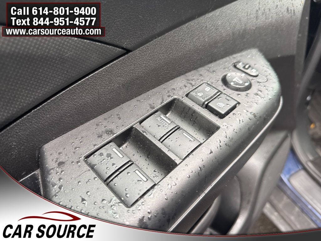 Used 2015 Honda CR-V LX image 17