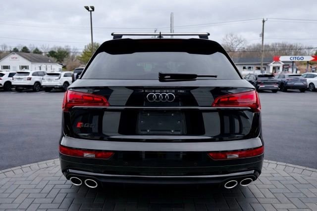 Used 2023 Audi SQ5 Premium Plus w/ Premium Plus Package image 9