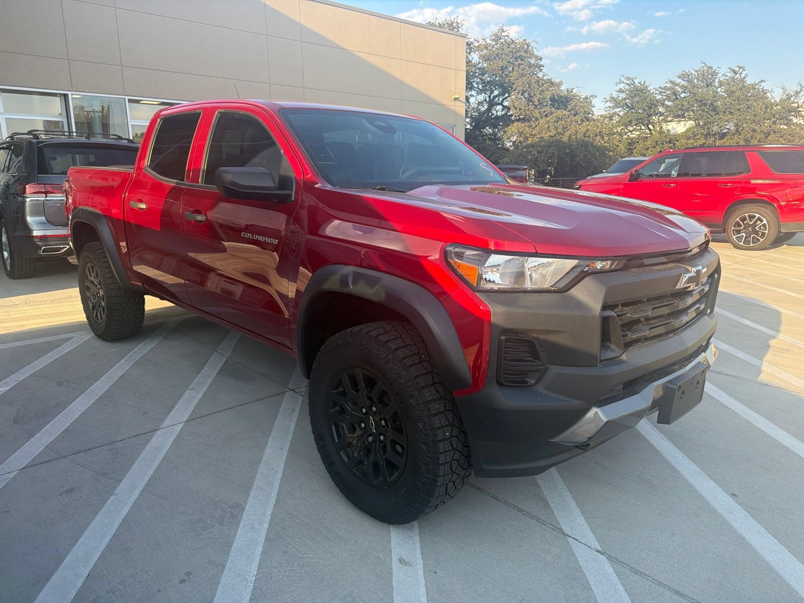 Used 2023 Chevrolet Colorado Trail Boss AWD/4WD image 3