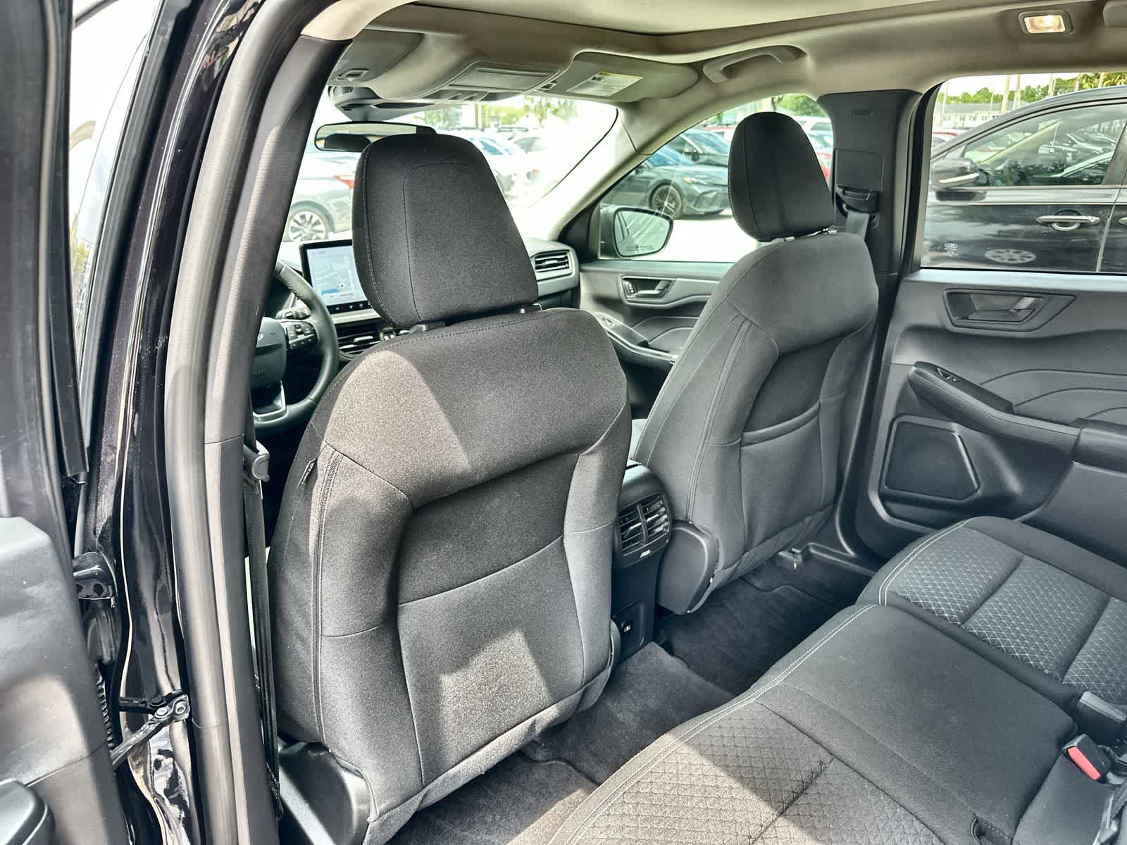 Used 2023 Ford Escape Active w/ Tech Pack #1 FWD image 18