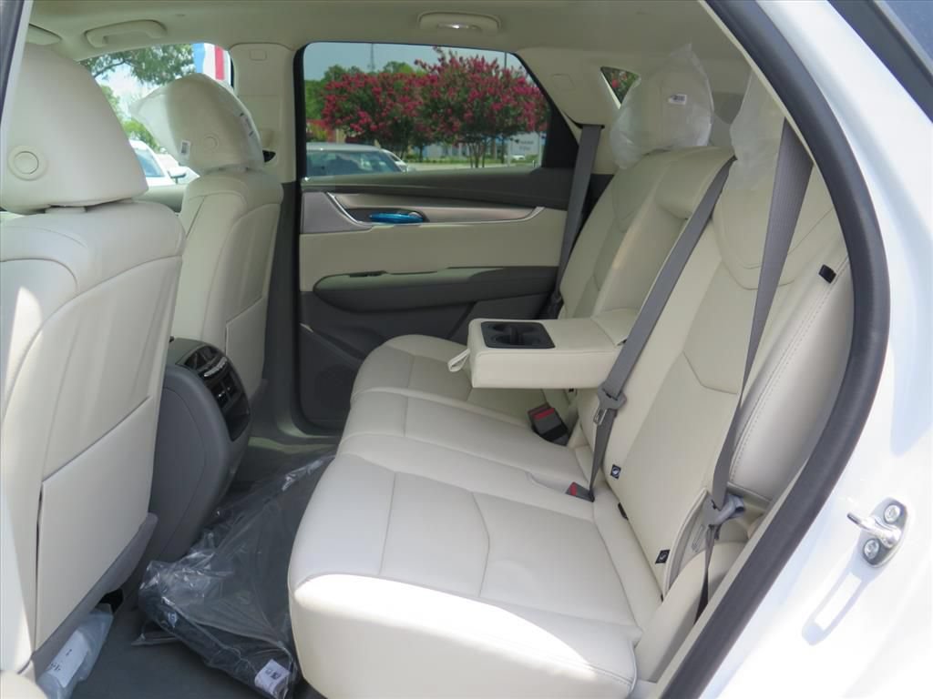 New 2026 Cadillac XT5 Premium Luxury w/ Driver Assist Package AWD/4WD image 24
