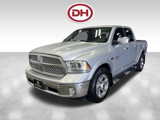 Used 2017 RAM 1500 Laramie w/ Convenience Group AWD/4WD image 7