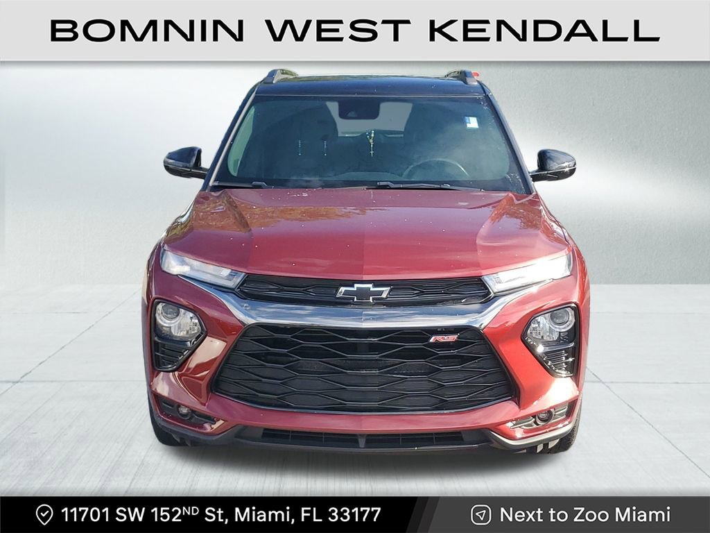 Used 2022 Chevrolet TrailBlazer RS w/ Sun and Liftgate Package image 2