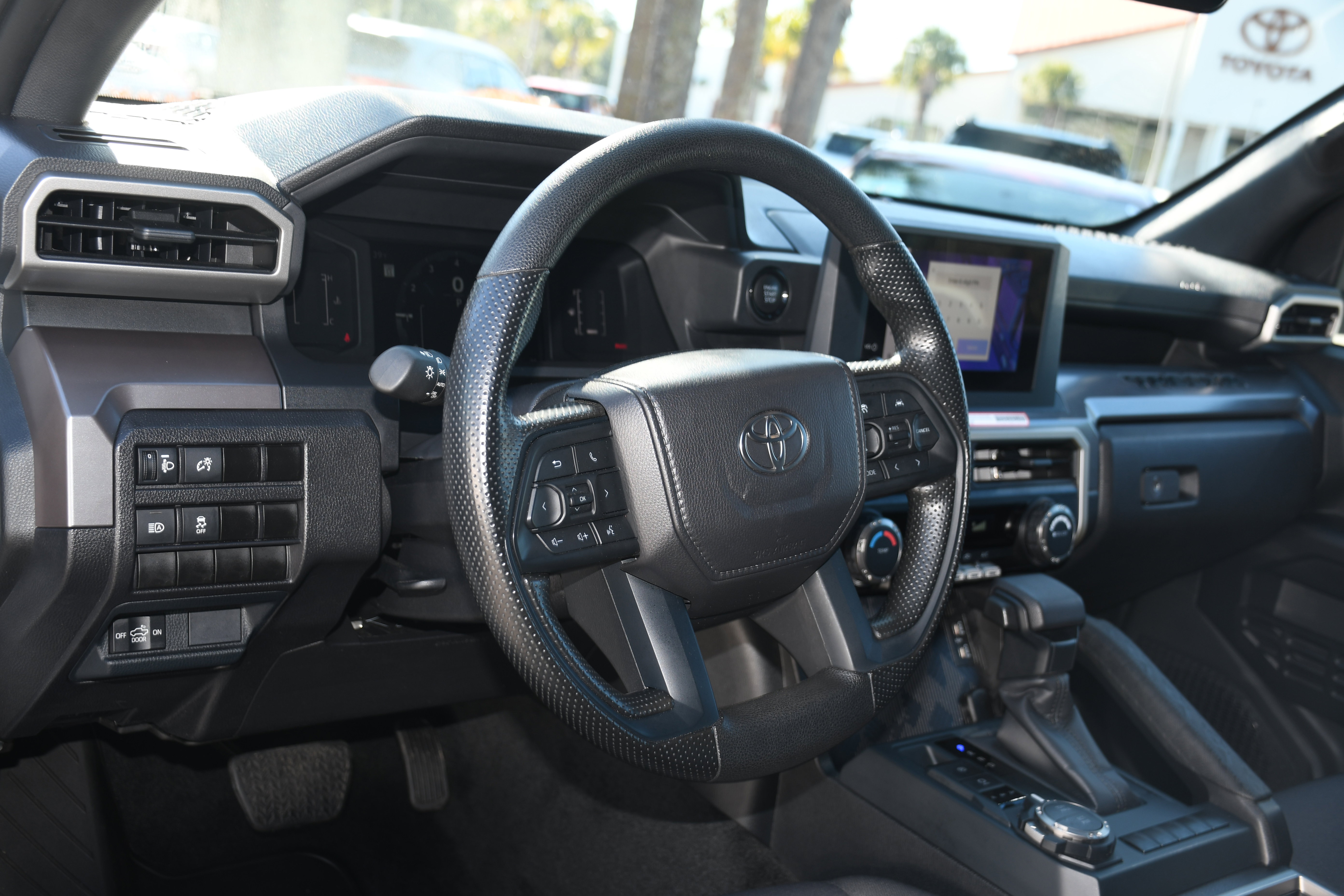 Used 2025 Toyota Tacoma SR5 image 8